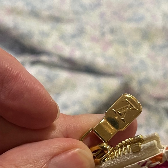 2024 Coral By The Pool Neverfull and NEW - Picture 4 of 7